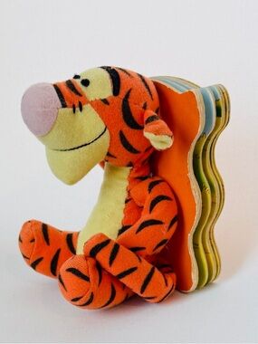 Vintage 1997 Disney Tigger Plush Board Book Friendly Tales Mouse Works Pooh Rare